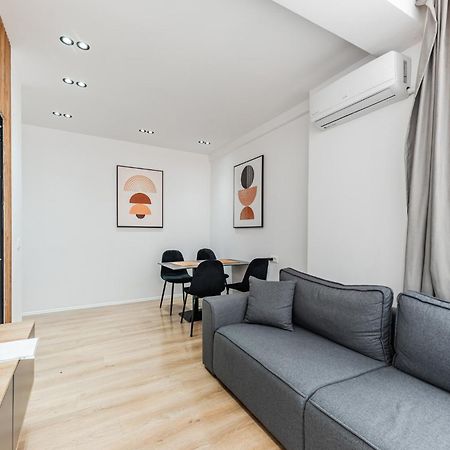 Atelier Apartments By Kondo Stays Tirana Exterior foto